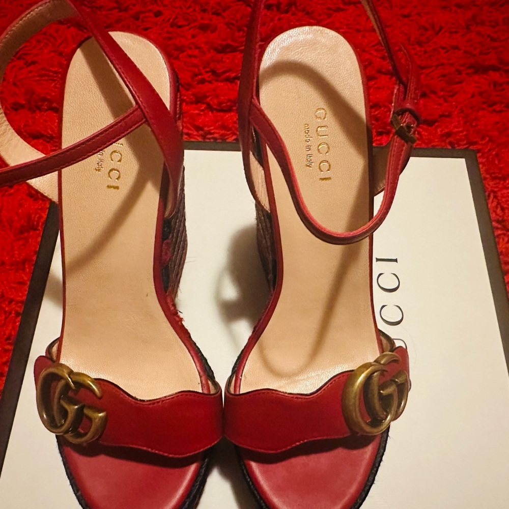Authentic Gucci Lifford Calfskin Aitana Espadrille Platform wedge sandal - Picture 4 of 6